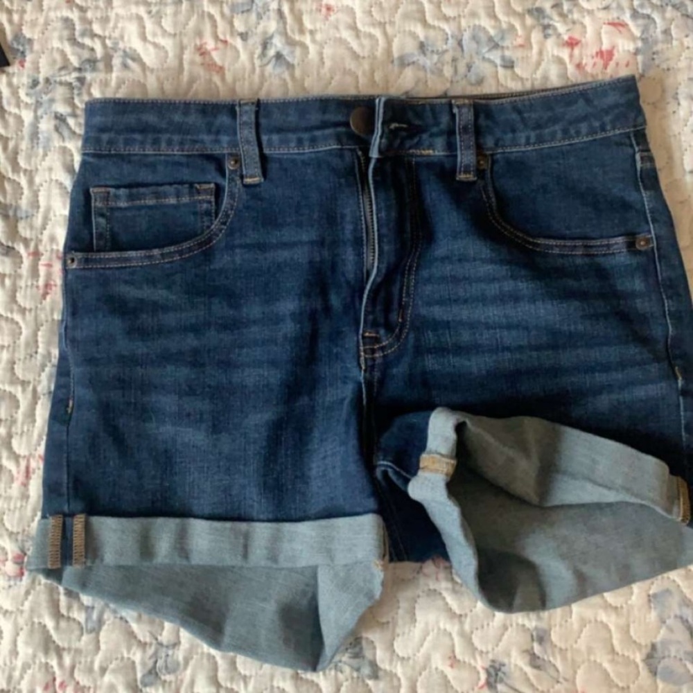 High rise mid shorts from Aeropostale